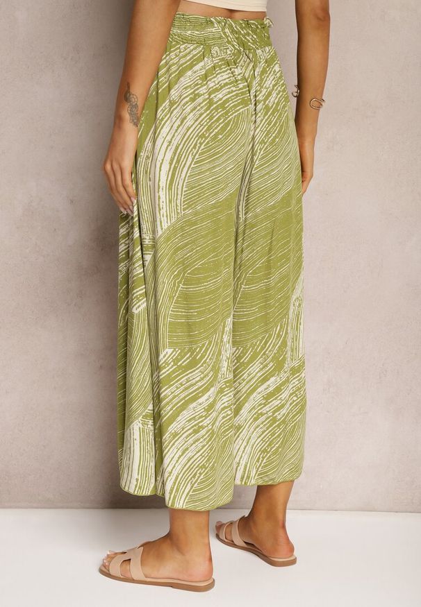 Renee - Zielone Szerokie Spodnie 7/8 High Waist z Wiskozy Wykończone Gumką w Pasie Risallni. Stan: podwyższony. Kolor: zielony. Materiał: wiskoza