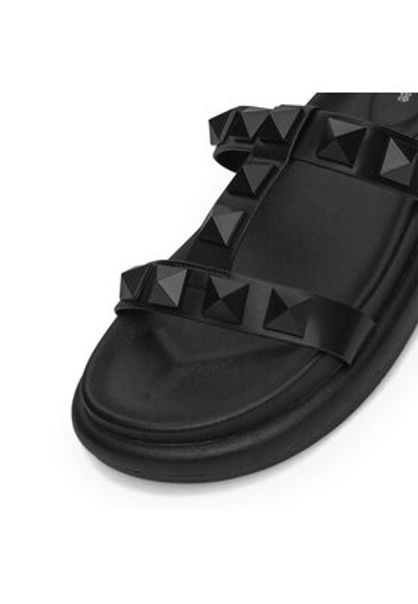 DeeZee Klapki WYL0710-9 Czarny. Kolor: czarny. Materiał: skóra