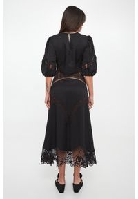 Twinset Milano - Sukienka midi ażurowa TWINSET. Wzór: ażurowy. Długość: midi #4