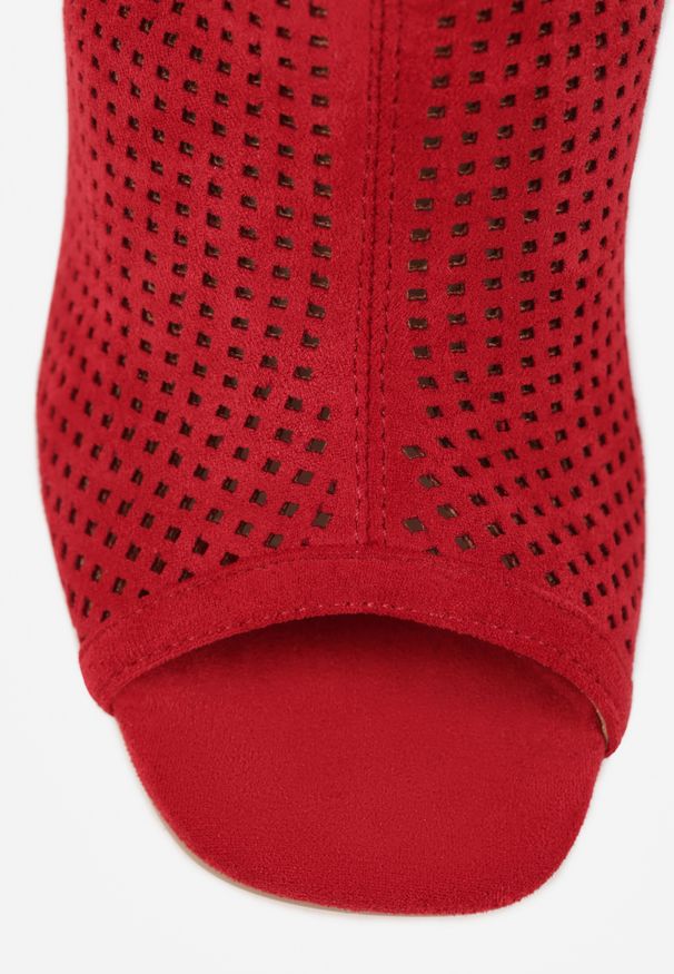 Renee - Czerwone Sandały Vices na Słupku z Ażurową Cholewką i Odkrytymi Noskami Uliri. Okazja: na co dzień, na spacer. Kolor: czerwony. Wzór: ażurowy. Sezon: lato. Obcas: na słupku. Styl: casual, elegancki. Wysokość obcasa: średni