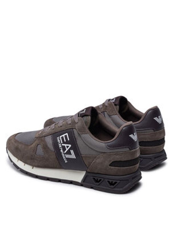EA7 Emporio Armani Sneakersy X8X151 XK354 T995 Brązowy. Kolor: brązowy. Materiał: zamsz, skóra