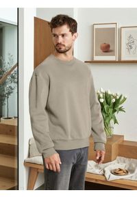 Sinsay - Bluza basic comfort fit - beżowy. Kolor: beżowy