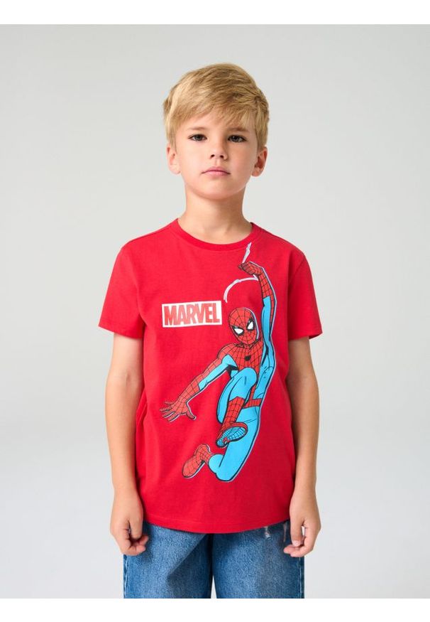 Sinsay - Koszulka Spider-Man - czerwony. Kolor: czerwony