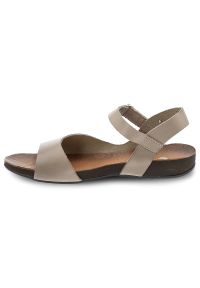 Szare Sandały Armodo Płaskie Obuwie Damskie. Okazja: na co dzień. Zapięcie: pasek. Kolor: szary. Materiał: skóra. Sezon: lato. Obcas: na płaskiej podeszwie. Styl: casual, elegancki, klasyczny #5
