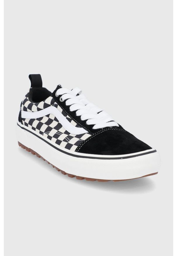 Vans Tenisówki kolor czarny. Nosek buta: okrągły. Zapięcie: sznurówki. Kolor: czarny. Materiał: guma, polar. Szerokość cholewki: normalna