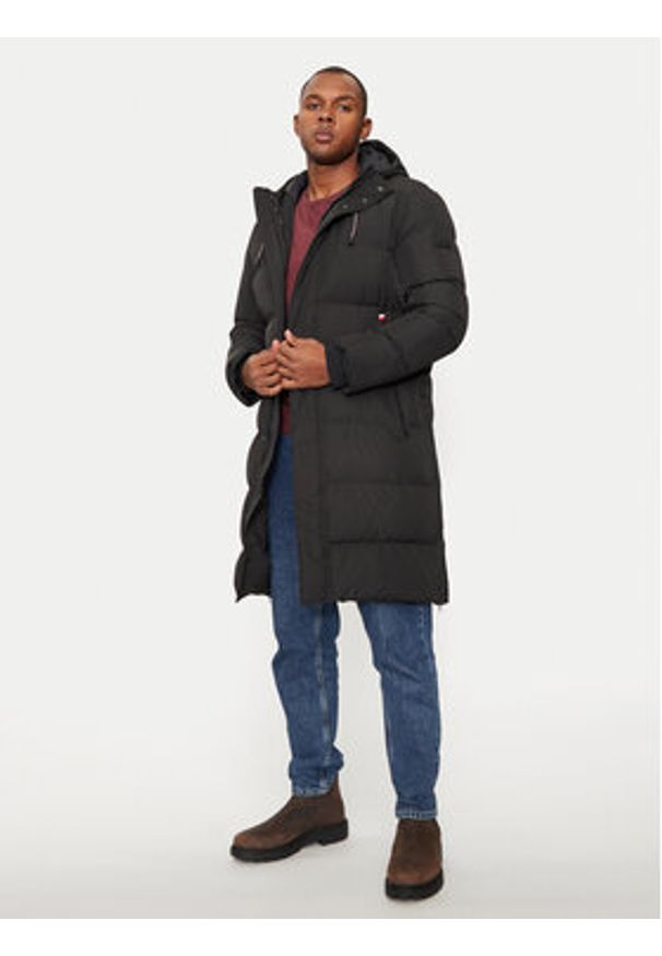 Hechter Paris Kurtka puchowa 45018 142213 Czarny Regular Fit. Kolor: czarny. Materiał: syntetyk. Sezon: zima