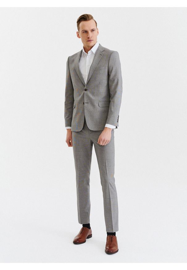 Pako Lorente - PAKO LORENTE – Męskie spodnie garniturowe w kratę w brązowych tonach. Kolor: brązowy. Materiał: poliester, elastan, wiskoza