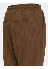 Fransa Spodnie materiałowe 20610972 Brązowy Regular Fit. Kolor: brązowy. Materiał: wiskoza #8