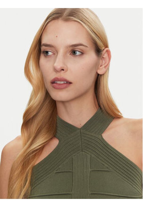 Guess Top W5GR32 Z2XY0 Zielony Slim Fit. Kolor: zielony. Materiał: wiskoza