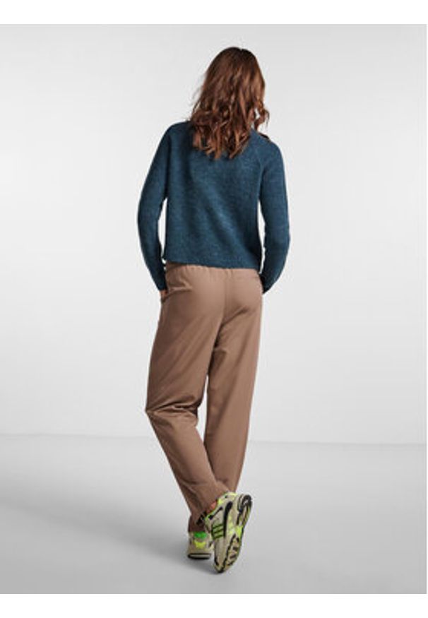 Pieces Sweter 17098262 Niebieski Regular Fit. Kolor: niebieski. Materiał: syntetyk