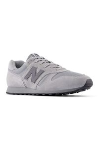 Buty unisex New Balance M3733YU – szare. Okazja: na co dzień. Kolor: szary. Materiał: guma, zamsz. Szerokość cholewki: normalna. Model: New Balance 373 #5