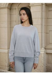 Sinsay - Sweter basic z wiskozą - szary. Kolor: szary. Materiał: wiskoza