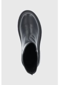 Truffle Collection Botki damskie kolor czarny na platformie. Nosek buta: okrągły. Kolor: czarny. Materiał: guma. Obcas: na platformie