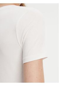 Guess T-Shirt O5RI02 KBBU1 Biały Regular Fit. Kolor: biały. Materiał: bawełna #4