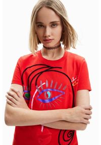 Desigual sukienka bawełniana kolor czerwony mini prosta. Okazja: na co dzień. Kolor: czerwony. Materiał: bawełna. Długość rękawa: krótki rękaw. Typ sukienki: proste. Styl: casual. Długość: mini #5