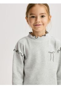 Reserved - Bluzka z dodatkiem wiskozy - jasnoszary. Kolor: szary. Materiał: wiskoza #1