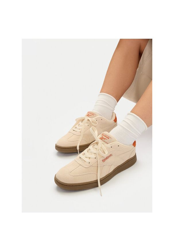 Sneakersy Reebok. Kolor: beżowy
