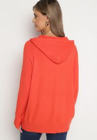 Born2be - Pomarańczowy Sweter z Kapturem i Kieszenią z Domieszką Kaszmiru Neriele. Okazja: na co dzień. Typ kołnierza: kaptur. Kolor: pomarańczowy. Materiał: kaszmir. Wzór: aplikacja. Styl: casual