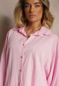 Renee - Jasnoróżowa Koszula z Wiskozą w Stylu Nietoperza Sonarielia. Okazja: na co dzień. Typ kołnierza: kołnierzyk klasyczny. Kolor: różowy. Materiał: wiskoza. Długość: krótkie. Styl: klasyczny, elegancki, casual #3