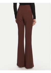 Elisabetta Franchi Spodnie materiałowe PA-122-56E2-V290 Brązowy Regular Fit. Kolor: brązowy. Materiał: syntetyk #3