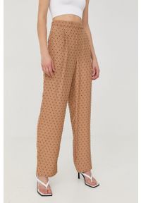 Bruuns Bazaar spodnie damskie kolor beżowy szerokie high waist. Stan: podwyższony. Kolor: beżowy. Materiał: tkanina #5