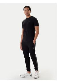 Guess T-Shirt Z2YI12 JR06K Czarny Regular Fit. Kolor: czarny. Materiał: bawełna #9