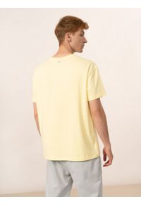 outhorn - T-shirt oversize z nadrukiem męski. Okazja: na co dzień. Materiał: jersey, bawełna. Wzór: nadruk. Styl: casual