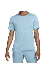 Koszulka treningowa męska Nike Drifit Rise 365. Kolor: niebieski. Długość rękawa: krótki rękaw. Długość: krótkie. Sport: bieganie