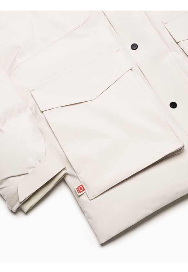 Ombre Clothing - Zimowa kurtka męska z odpinanym kapturem i kieszeniami cargo - kremowa V2 - Rozmiar: S. Kolor: kremowy. Materiał: poliester. Sezon: zima