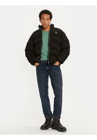 Lacoste Kurtka zimowa BH2890 Czarny Regular Fit. Kolor: czarny. Materiał: syntetyk. Sezon: zima