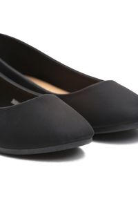 Renee - Czarne Matowe Balerinki Silver Springs. Okazja: na co dzień. Nosek buta: okrągły. Kolor: czarny. Szerokość cholewki: normalna. Styl: casual, elegancki #4