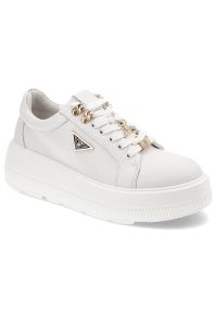 Białe Sneakersy Filippo Modne Obuwie Damskie Na Platformie. Okazja: na co dzień. Zapięcie: sznurówki. Kolor: biały. Materiał: materiał. Obcas: na platformie. Styl: klasyczny, elegancki, casual