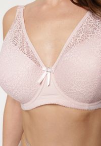 Renee - Różowy Koronkowy Biustonosz Full Cup z Ozdobnymi Cyrkoniami na Kokardce Nikoriana. Kolor: różowy. Materiał: koronka. Wzór: koronka