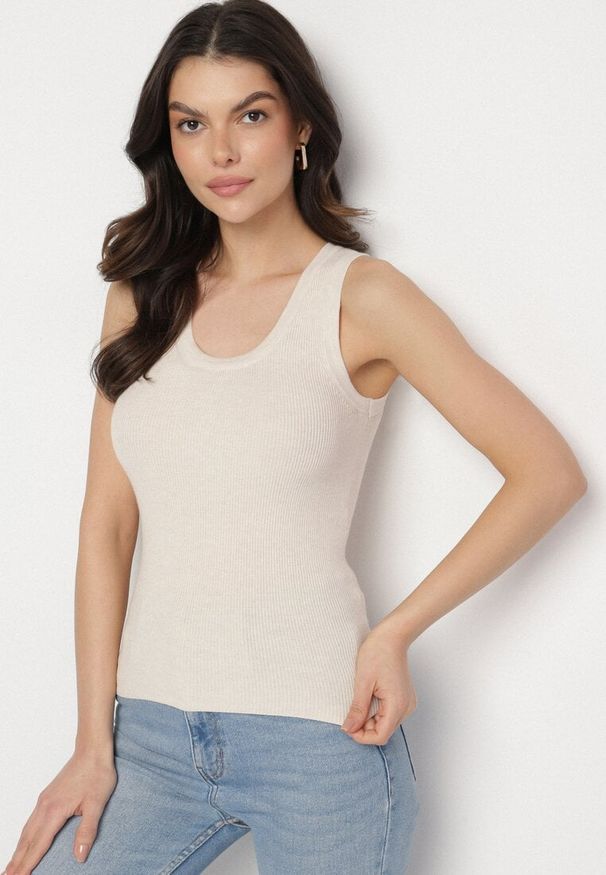 Born2be - Beżowy Top z Modalem i Wiskozą Sanilatia. Okazja: na co dzień. Kolor: beżowy. Materiał: wiskoza. Sezon: lato, wiosna. Styl: elegancki, casual