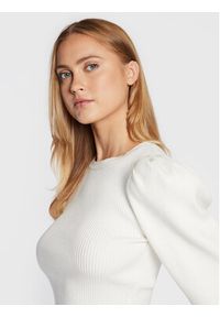 Glamorous Sweter CK5871 Biały Regular Fit. Kolor: biały. Materiał: wiskoza #3