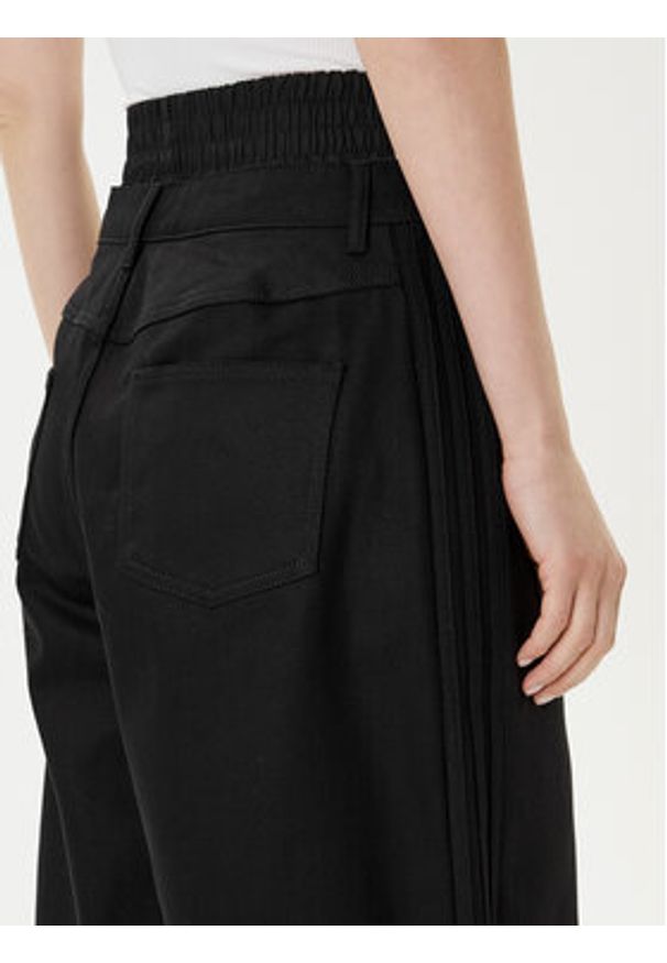 Adidas - adidas Szorty jeansowe Firebird Utility JX7592 Czarny Regular Fit. Kolor: czarny. Materiał: bawełna