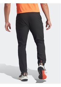 Adidas - adidas Spodnie dresowe IB1119 Czarny Regular Fit. Kolor: czarny. Materiał: syntetyk, dresówka #11