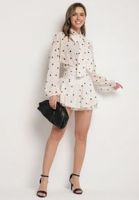 Born2be - Beżowa Rozkloszowana Sukienka z Rękawami Typu Nietoperz i Wiązaniem Miriviela. Okazja: na co dzień. Kolor: beżowy. Materiał: jeans. Typ sukienki: proste. Styl: klasyczny, casual #3