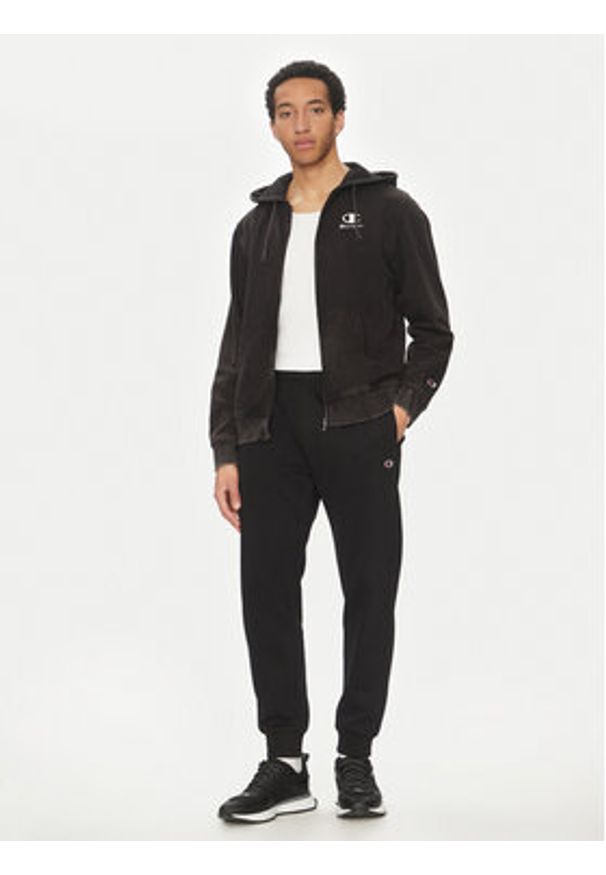 Champion Bluza 221177 Czarny Regular Fit. Kolor: czarny. Materiał: bawełna