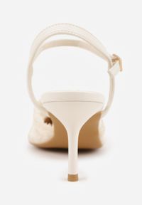 Born2be - Beżowe Koronkowe Szpilki VICES z Odkrytą Piętą w Eleganckim Stylu Vitavia. Okazja: na wesele, na co dzień, na spotkanie biznesowe, na ślub cywilny. Zapięcie: pasek. Kolor: beżowy. Materiał: koronka. Wzór: koronka. Obcas: na szpilce. Styl: elegancki #8