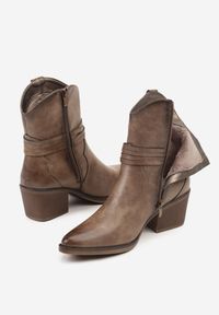 Born2be - Brązowe Botki w Stylu Kowbojek na Stożku Zdobione Rzemykiem Mionadia. Okazja: na co dzień. Kolor: brązowy. Materiał: zamsz, jeans. Wzór: aplikacja. Sezon: zima, jesień. Obcas: na stożku. Styl: casual, boho. Wysokość obcasa: średni #6