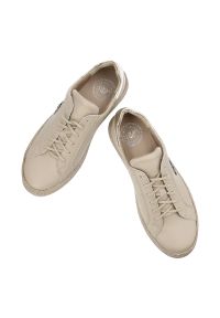 Beżowe Półbuty Armodo Modne Obuwie Damskie. Okazja: na co dzień. Kolor: beżowy. Materiał: skóra. Obcas: na obcasie. Wysokość obcasa: niski #6