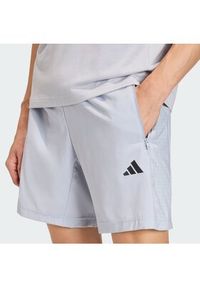 Adidas - adidas Szorty sportowe Workout Essentials Base KC5287 Szary Regular Fit. Kolor: szary. Materiał: syntetyk #2