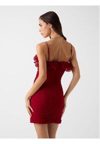 Guess Sukienka codzienna 180339 Czerwony Classic Fit. Okazja: na co dzień. Kolor: czerwony. Typ sukienki: proste. Styl: casual #5