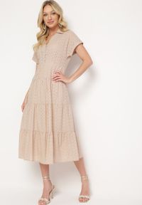 Born2be - Beżowa Bawełniana Sukienka o Ażurowym Wykończeniu z Krótkim Rękawem Zapinana na Guziki Kataria. Okazja: na co dzień. Typ kołnierza: dekolt w serek. Kolor: beżowy. Materiał: bawełna. Długość rękawa: krótki rękaw. Wzór: ażurowy. Typ sukienki: proste. Styl: klasyczny, casual #3