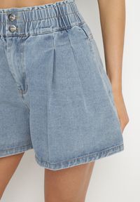 Born2be - Niebieskie Szorty Jeansowe z Szeroką Nogawka i Wysokim Stanem Rinestra. Okazja: na co dzień. Stan: podwyższony. Kolor: niebieski. Materiał: jeans. Styl: elegancki, casual #5