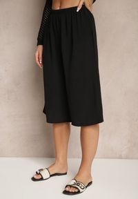 Renee - Czarne Luźne Spodnie 3/4 z Kieszonkami Efrinea. Okazja: na co dzień. Kolor: czarny. Materiał: guma. Styl: casual, elegancki #4