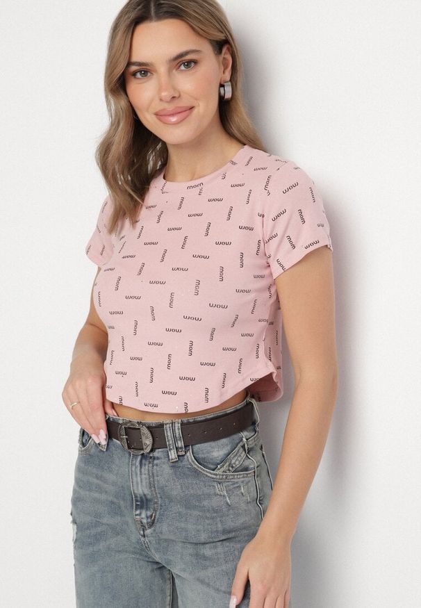 Born2be - Różowy Bawełniany T-shirt z Brokatem Olinithra. Okazja: na co dzień. Kolor: różowy. Materiał: bawełna. Wzór: aplikacja. Sezon: wiosna, lato. Styl: glamour, casual, klasyczny