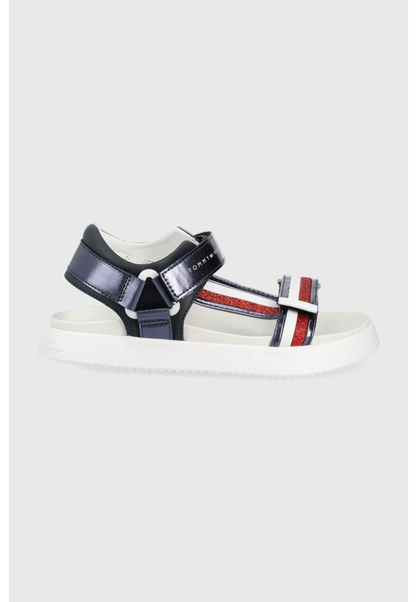 TOMMY HILFIGER - Tommy Hilfiger sandały dziecięce kolor granatowy. Zapięcie: rzepy. Kolor: niebieski. Materiał: guma. Obcas: na platformie
