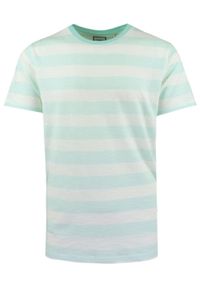 Lekki i Przewiewny T-Shirt Męski - Brave Soul - Miętowa w Paski. Okazja: na co dzień. Kolor: miętowy. Materiał: bawełna. Wzór: prążki, paski. Sezon: lato, wiosna. Styl: casual #1